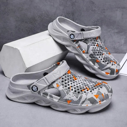 Flat Sandals Men Shoes EVA Slippers Garden Platform Sandals Man Summer Sandals New Male Sneakers Outdoor Flip Flops Home Clogs