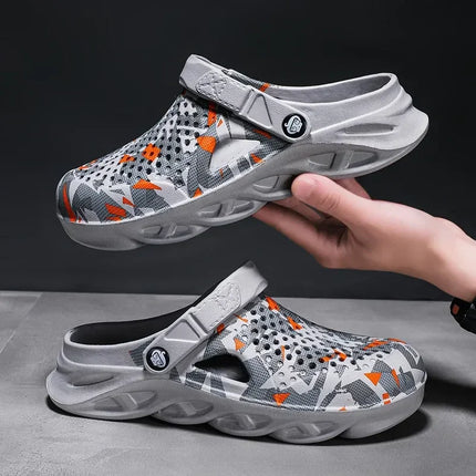 Flat Sandals Men Shoes EVA Slippers Garden Platform Sandals Man Summer Sandals New Male Sneakers Outdoor Flip Flops Home Clogs