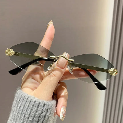 2025 New Fashion Sunglasses Women Retro Brand Design Metal Small Diamond Frame Vintage Rhombus Rimless Shades Men Glasses