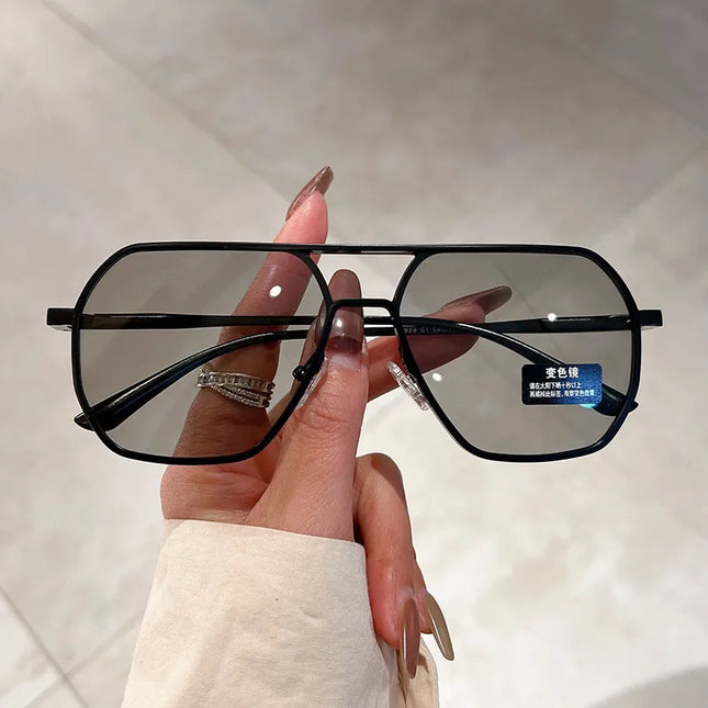 Photochromic Polarized Sunglasses UV400 Pilot Style Color-changing Lens Men Anti-glare Driving Eyeglasses Shades for Men